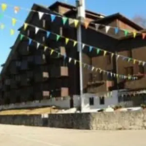  Appartamento 200mt Dalle Piste,posto Auto Coperto,wifi,camino. Italia